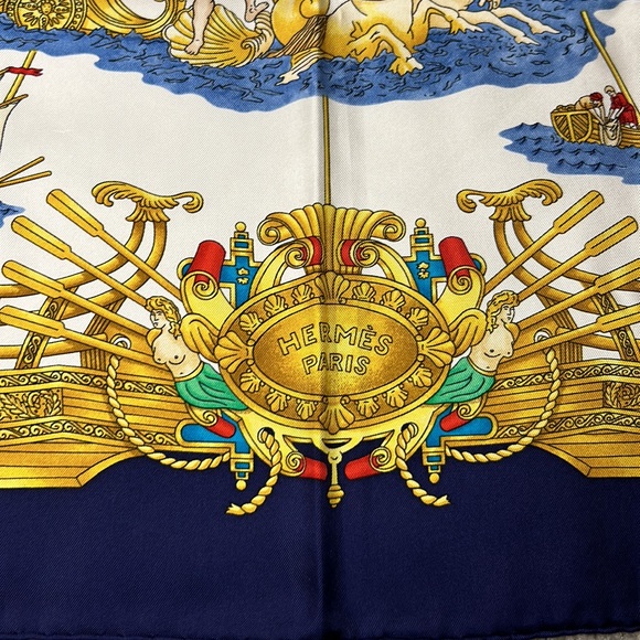 Hermes Scarf Wrap - Picture 2 of 7